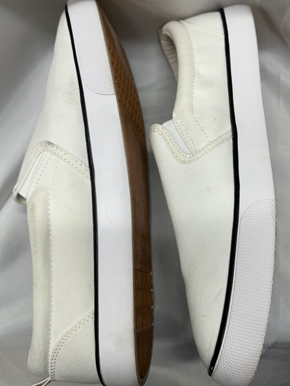 A New Day Women’s White Canvas Slip On Sneakers Size 10 Casual Shoes